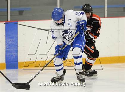 Thumbnail 3 in Ridgefield vs. West Haven (West Haven Christmas Tournament) photogallery.