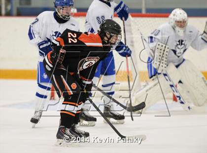 Thumbnail 3 in Ridgefield vs. West Haven (West Haven Christmas Tournament) photogallery.