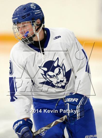 Thumbnail 3 in Ridgefield vs. West Haven (West Haven Christmas Tournament) photogallery.