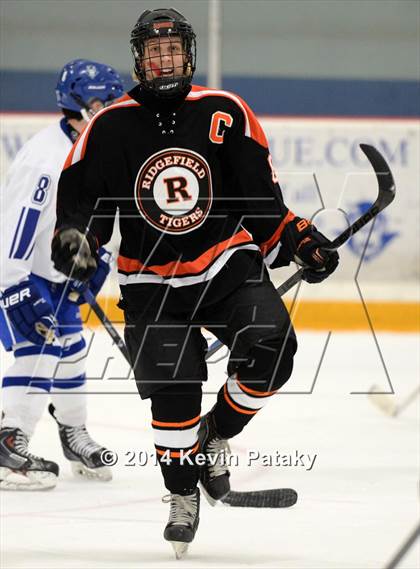 Thumbnail 1 in Ridgefield vs. West Haven (West Haven Christmas Tournament) photogallery.