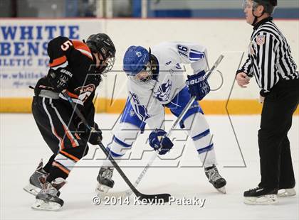 Thumbnail 3 in Ridgefield vs. West Haven (West Haven Christmas Tournament) photogallery.