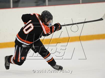 Thumbnail 2 in Ridgefield vs. West Haven (West Haven Christmas Tournament) photogallery.