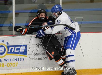 Thumbnail 2 in Ridgefield vs. West Haven (West Haven Christmas Tournament) photogallery.