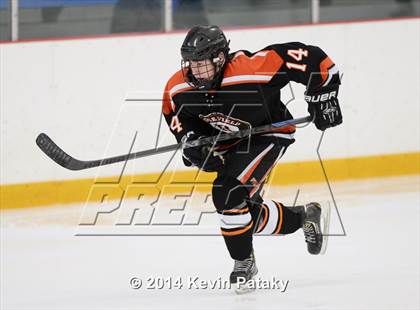 Thumbnail 3 in Ridgefield vs. West Haven (West Haven Christmas Tournament) photogallery.