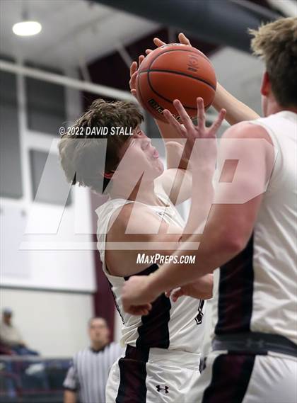 Thumbnail 2 in Flatonia vs Fayetteville (Fayetteville Classic Tournament) photogallery.
