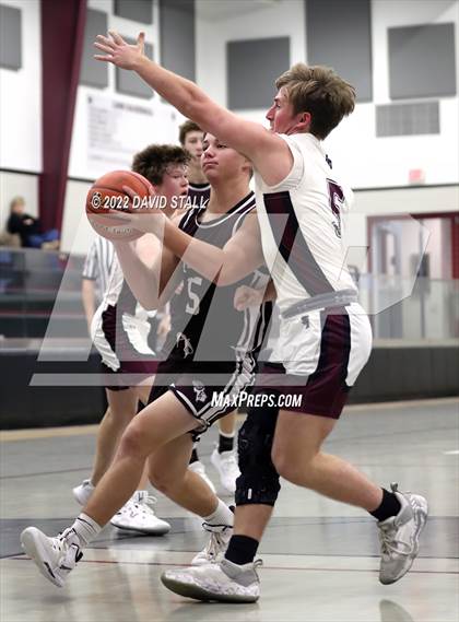 Thumbnail 3 in Flatonia vs Fayetteville (Fayetteville Classic Tournament) photogallery.