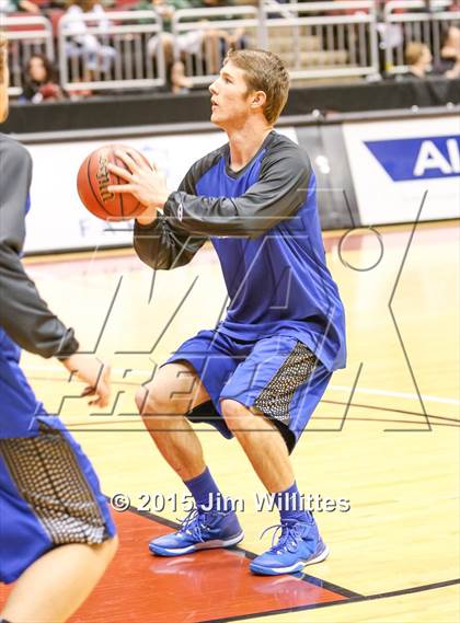 Thumbnail 2 in Snowflake vs. Combs (AIA Division 3 Final) photogallery.