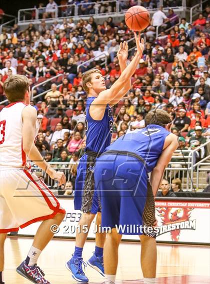 Thumbnail 2 in Snowflake vs. Combs (AIA Division 3 Final) photogallery.