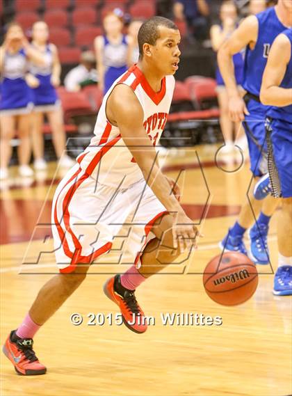 Thumbnail 1 in Snowflake vs. Combs (AIA Division 3 Final) photogallery.