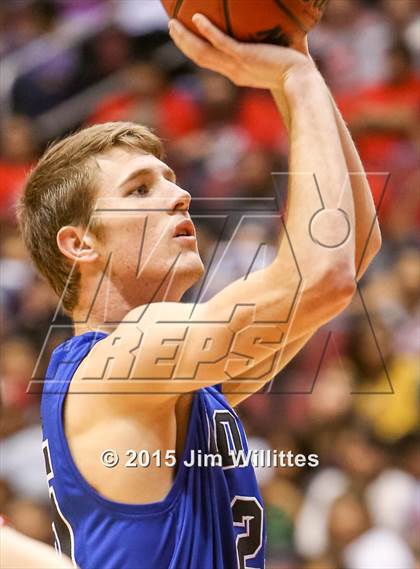 Thumbnail 1 in Snowflake vs. Combs (AIA Division 3 Final) photogallery.