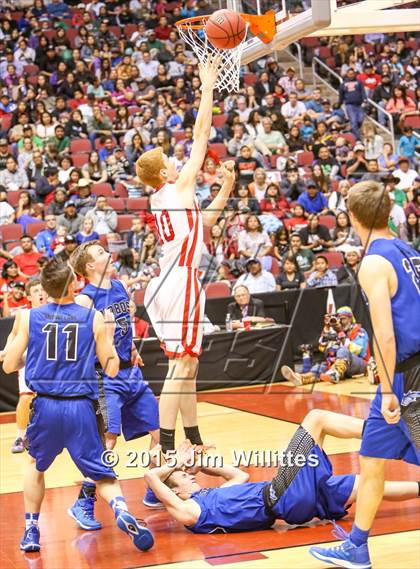 Thumbnail 1 in Snowflake vs. Combs (AIA Division 3 Final) photogallery.
