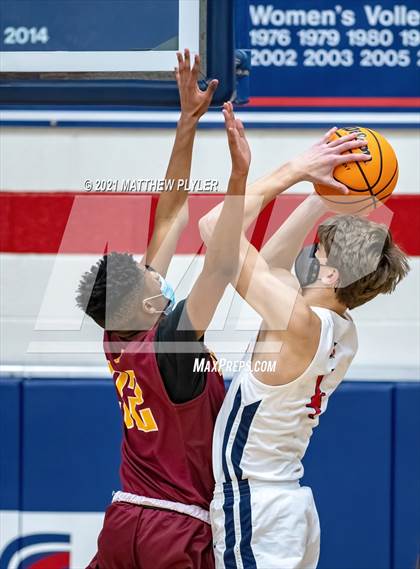 Thumbnail 3 in Douglas Byrd @ Terry Sanford photogallery.
