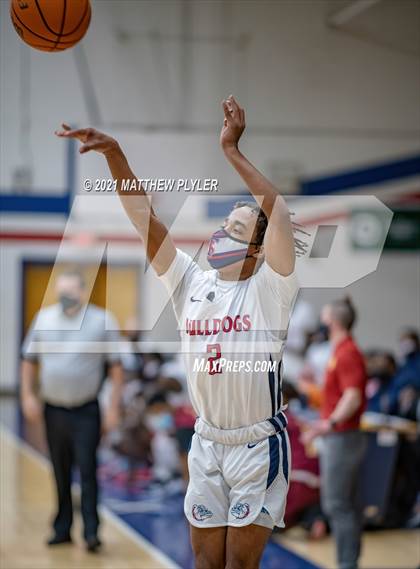 Thumbnail 1 in Douglas Byrd @ Terry Sanford photogallery.