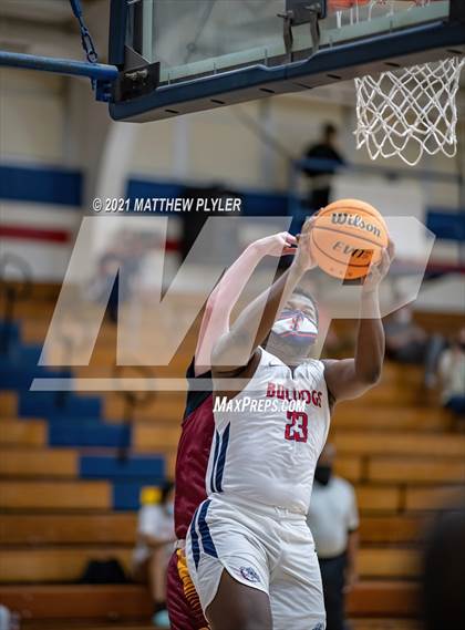 Thumbnail 3 in Douglas Byrd @ Terry Sanford photogallery.
