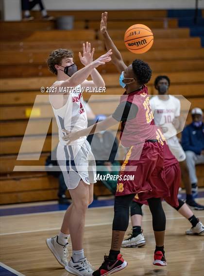 Thumbnail 1 in Douglas Byrd @ Terry Sanford photogallery.