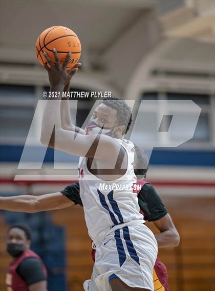 Thumbnail 2 in Douglas Byrd @ Terry Sanford photogallery.