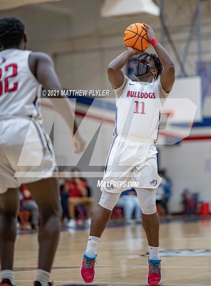 Thumbnail 3 in Douglas Byrd @ Terry Sanford photogallery.