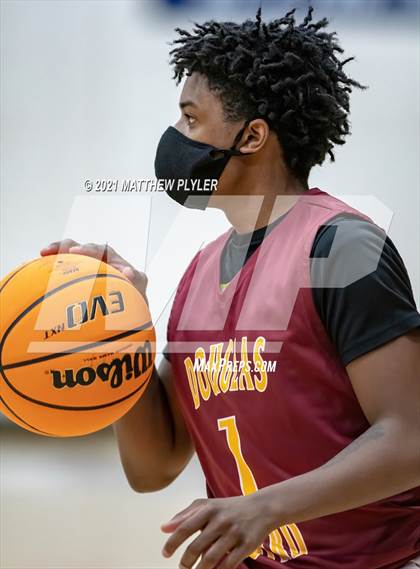 Thumbnail 2 in Douglas Byrd @ Terry Sanford photogallery.
