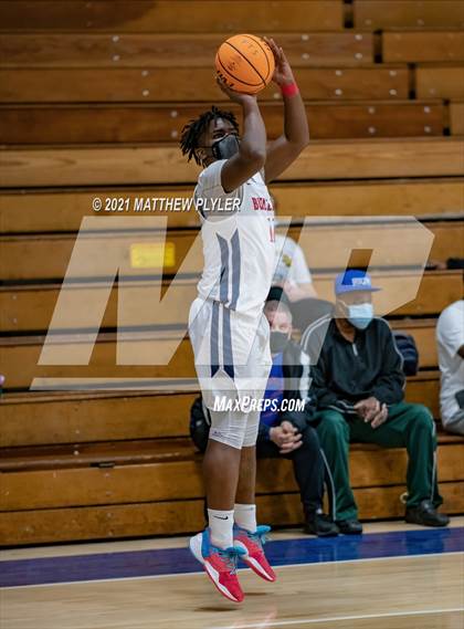 Thumbnail 1 in Douglas Byrd @ Terry Sanford photogallery.