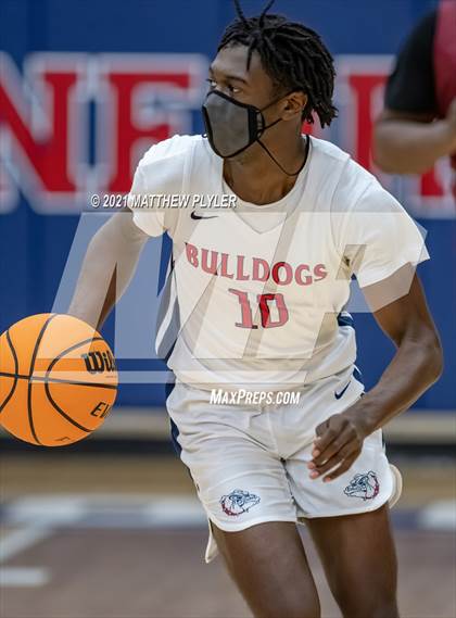 Thumbnail 1 in Douglas Byrd @ Terry Sanford photogallery.