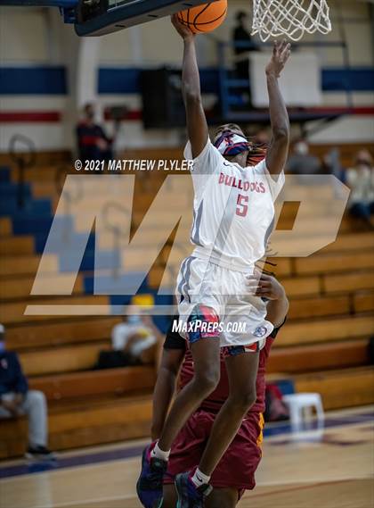 Thumbnail 1 in Douglas Byrd @ Terry Sanford photogallery.