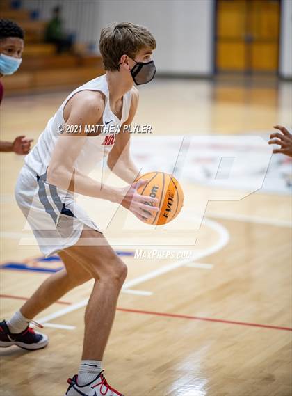 Thumbnail 3 in Douglas Byrd @ Terry Sanford photogallery.