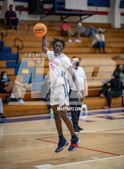 Thumbnail 2 in Douglas Byrd @ Terry Sanford photogallery.