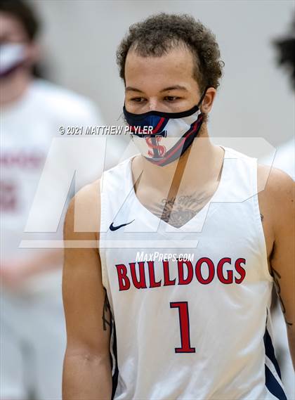 Thumbnail 3 in Douglas Byrd @ Terry Sanford photogallery.