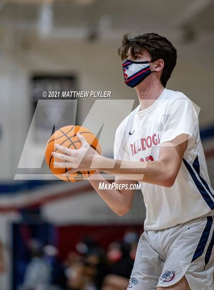 Thumbnail 3 in Douglas Byrd @ Terry Sanford photogallery.