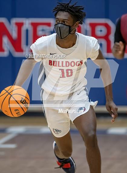 Thumbnail 3 in Douglas Byrd @ Terry Sanford photogallery.