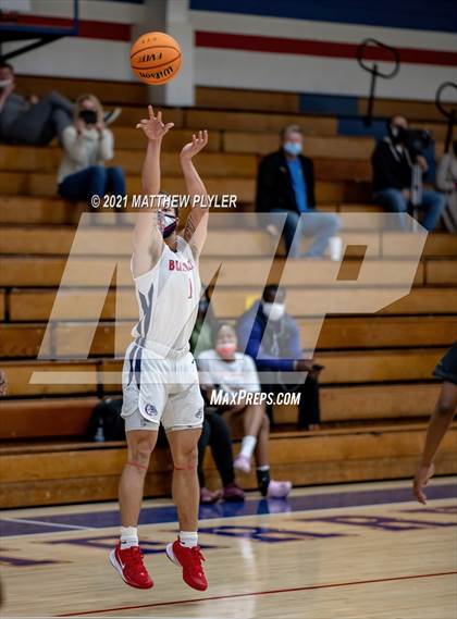 Thumbnail 1 in Douglas Byrd @ Terry Sanford photogallery.