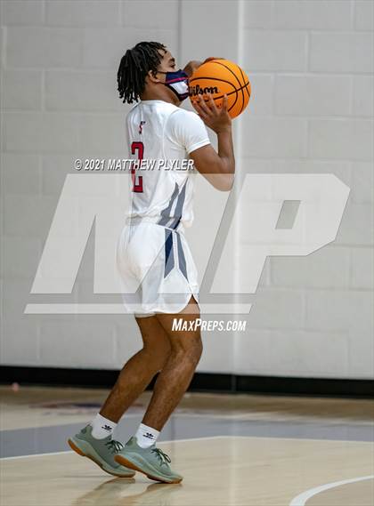 Thumbnail 3 in Douglas Byrd @ Terry Sanford photogallery.