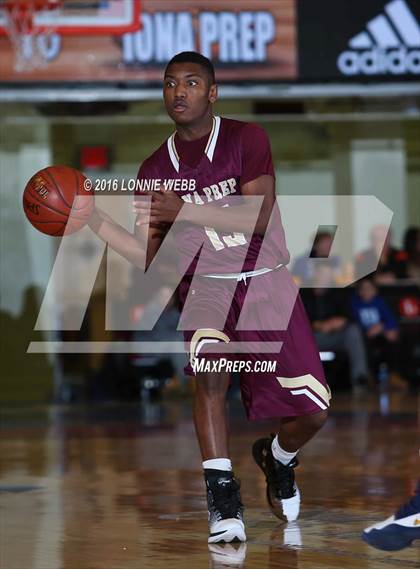 Thumbnail 2 in Byram Hills vs Iona Prep photogallery.