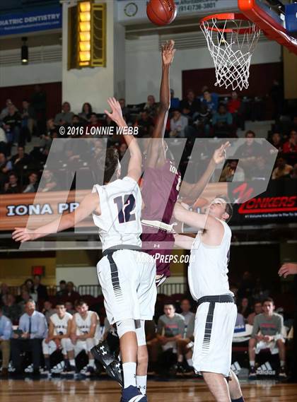 Thumbnail 3 in Byram Hills vs Iona Prep photogallery.
