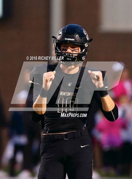 Thumbnail 2 in Fayetteville @ Bentonville photogallery.