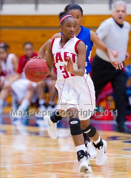 Thumbnail 2 in Taft vs. Jay photogallery.