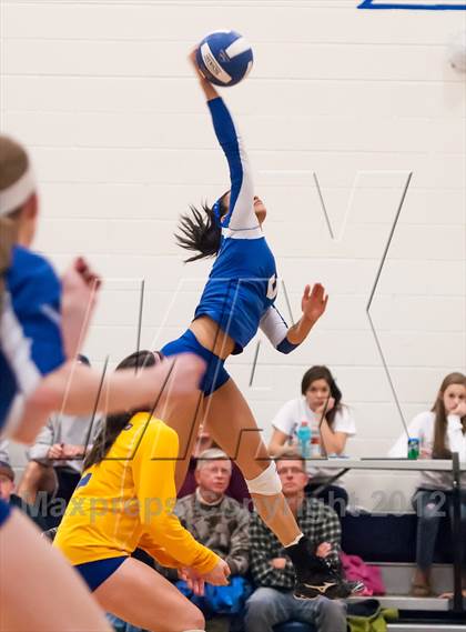 Thumbnail 2 in Smoky Hill @ Legend photogallery.