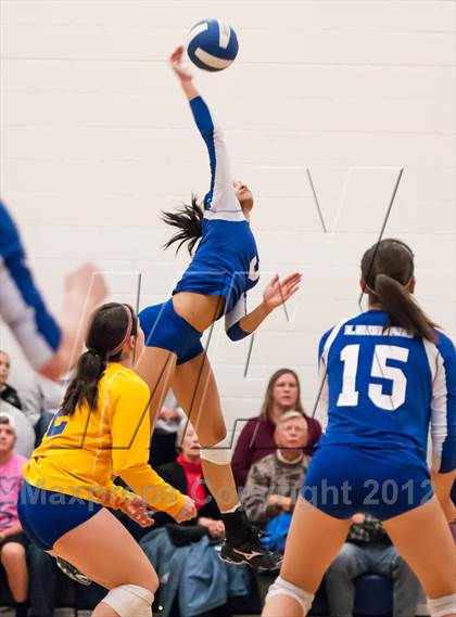 Thumbnail 3 in Smoky Hill @ Legend photogallery.