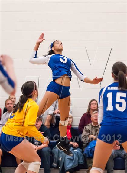Thumbnail 2 in Smoky Hill @ Legend photogallery.
