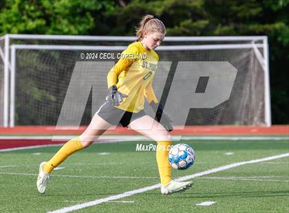 Thumbnail 2 in St. Pius X Catholic vs. Lassiter (GHSA 6A Quarterfinal) photogallery.