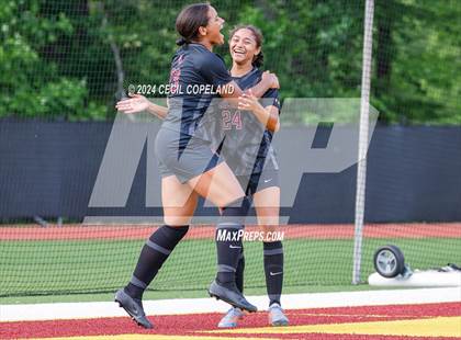 Thumbnail 3 in St. Pius X Catholic vs. Lassiter (GHSA 6A Quarterfinal) photogallery.