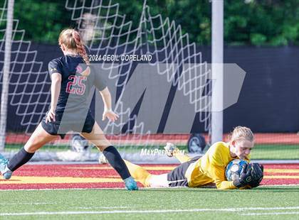 Thumbnail 3 in St. Pius X Catholic vs. Lassiter (GHSA 6A Quarterfinal) photogallery.