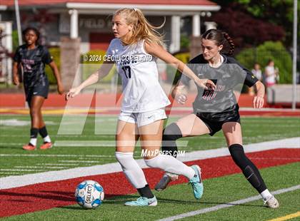 Thumbnail 2 in St. Pius X Catholic vs. Lassiter (GHSA 6A Quarterfinal) photogallery.