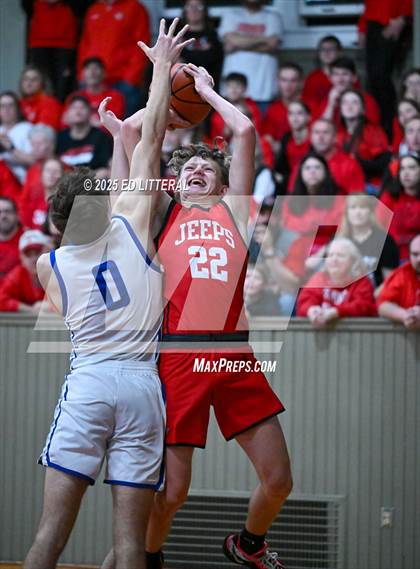 Thumbnail 3 in Northeast Dubois vs. South Webster photogallery.