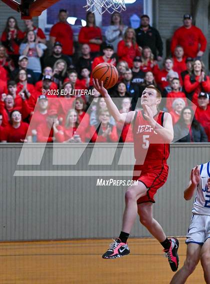 Thumbnail 2 in Northeast Dubois vs. South Webster photogallery.