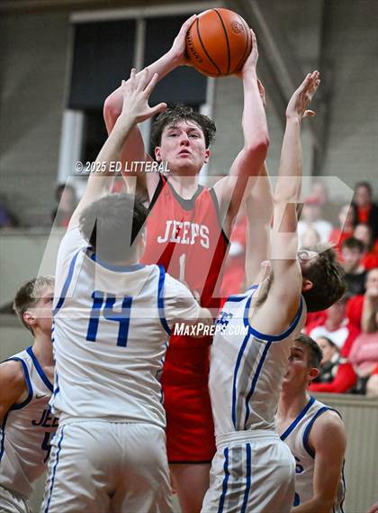 Thumbnail 1 in Northeast Dubois vs. South Webster photogallery.