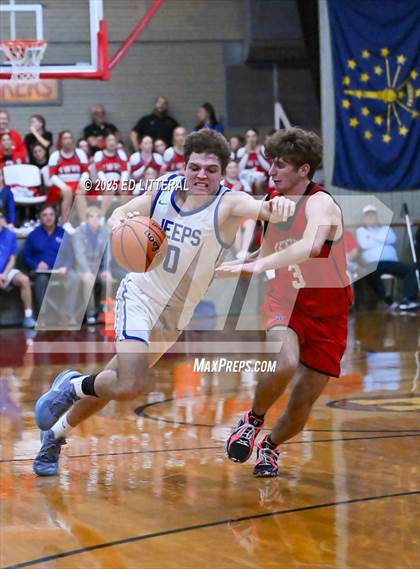 Thumbnail 3 in Northeast Dubois vs. South Webster photogallery.