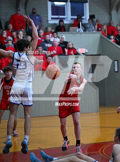 Thumbnail 2 in Northeast Dubois vs. South Webster photogallery.