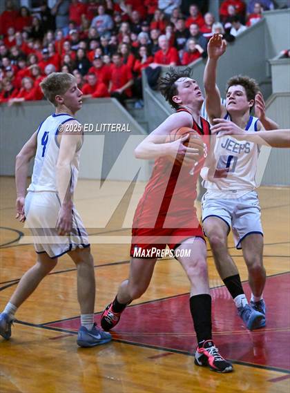 Thumbnail 3 in Northeast Dubois vs. South Webster photogallery.