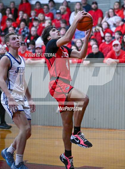 Thumbnail 2 in Northeast Dubois vs. South Webster photogallery.